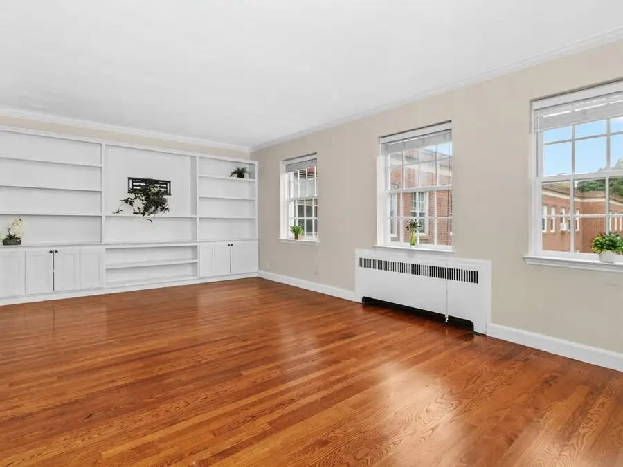 46 Browne St #5, Brookline, MA 02446 - #2