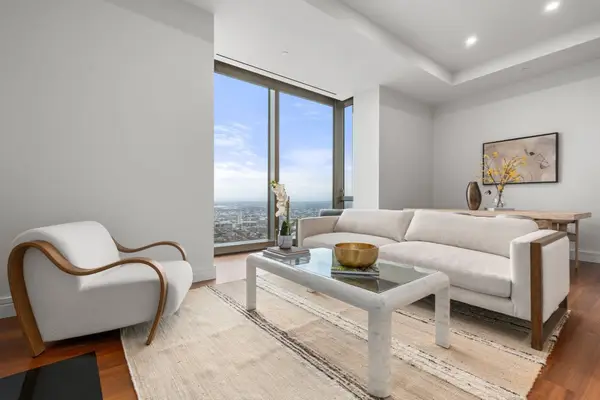1 Dalton St #4703, Boston, MA 02115