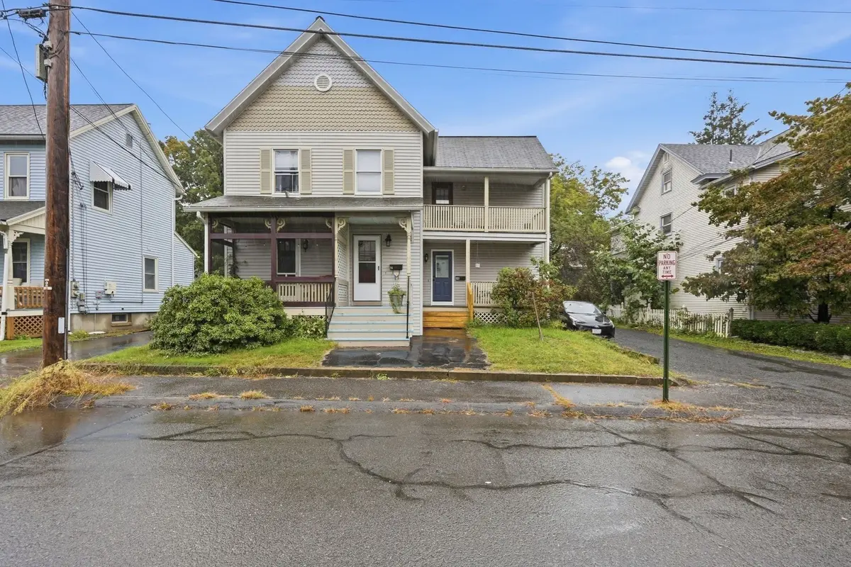 9 Walnut St #B, Northampton, MA 01060 - #1