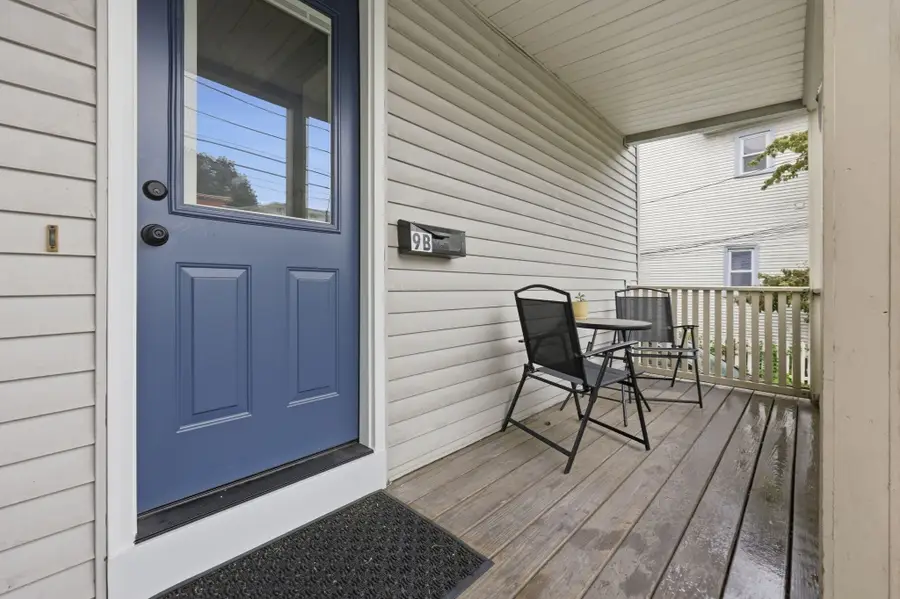 9 Walnut St #B, Northampton, MA 01060 - #3