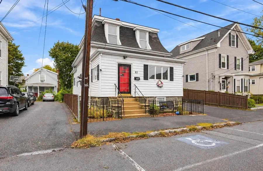 85 Pine St, Swampscott, MA 01907 - #2