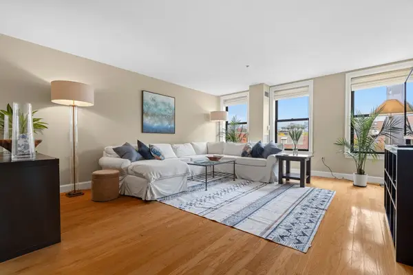 1723 Washington St #410, Boston, MA 02118
