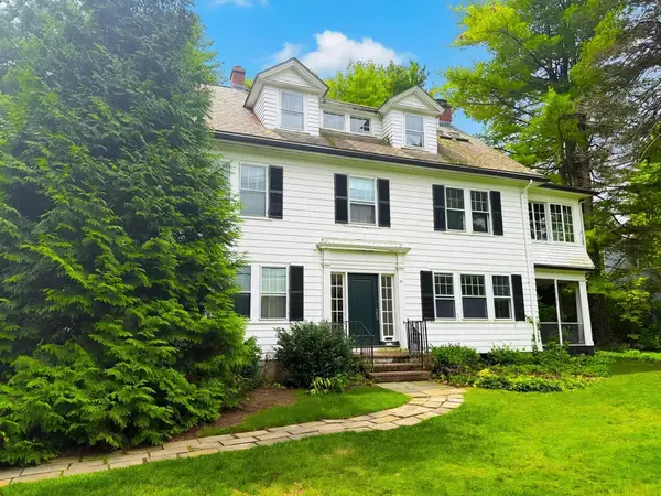 57L Benvenue St, Wellesley, MA 02482