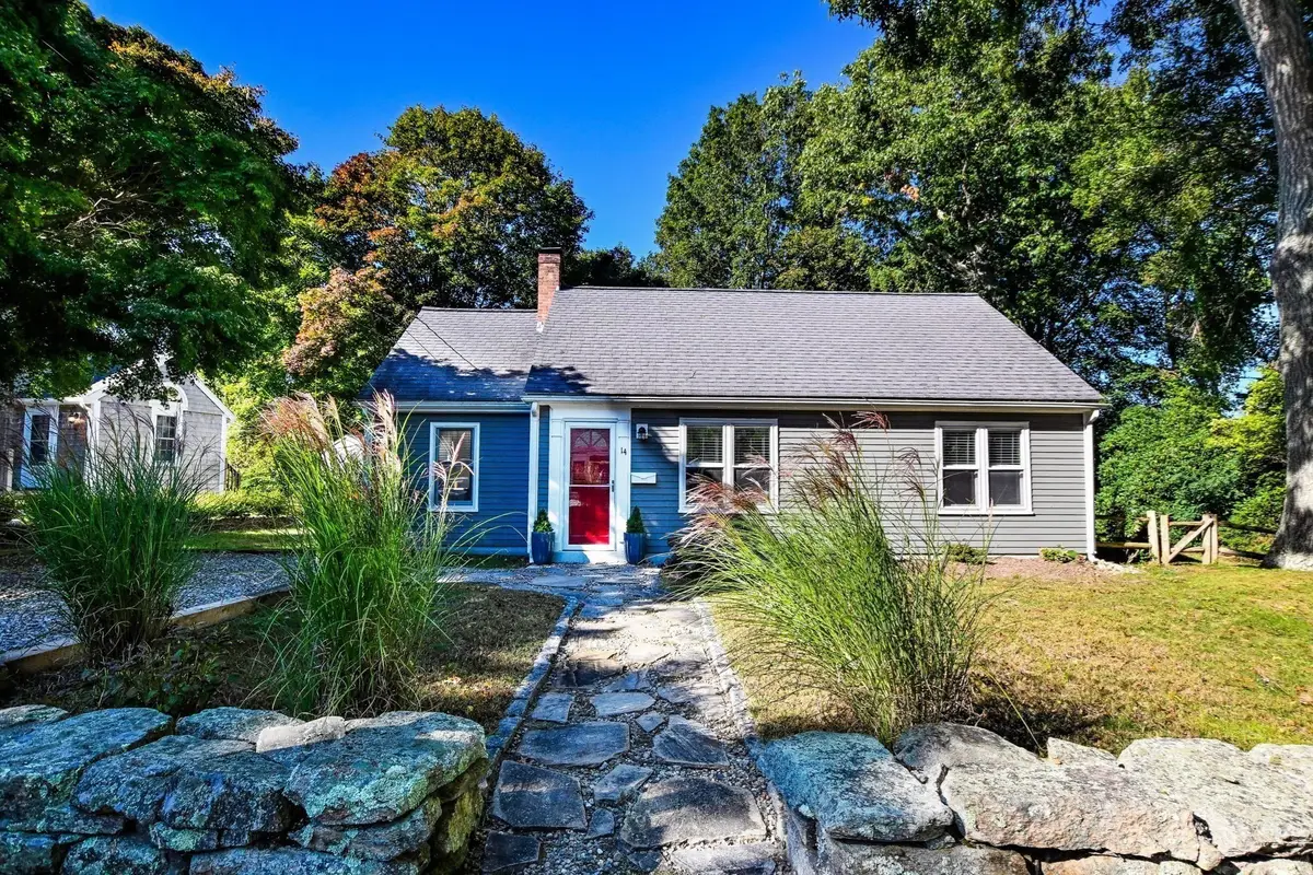 14 Amvets Ave, Falmouth, MA 02540 - #1