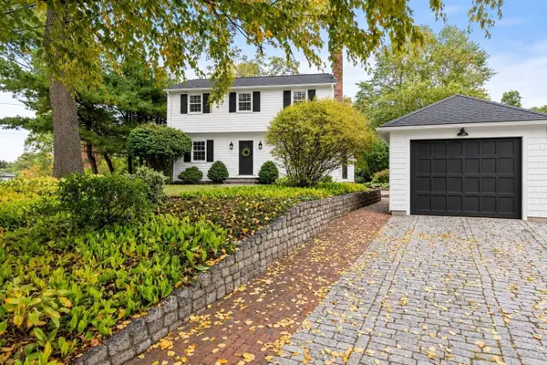 38 Hawthorne Rd, Wayland, MA 01778