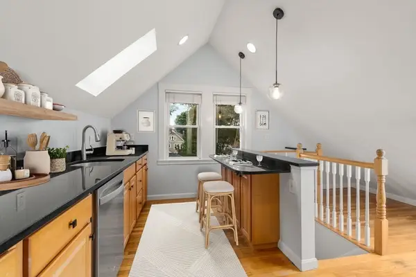 40 Murray Hill Rd. #3, Boston, MA 02131