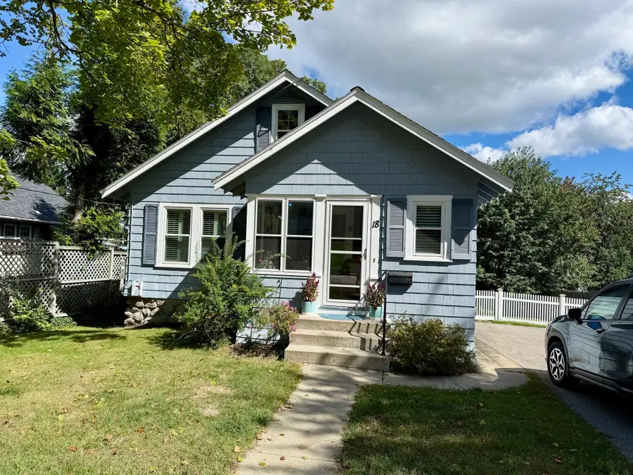 18 Blue Bell Road, Worcester, MA 01606 - #2