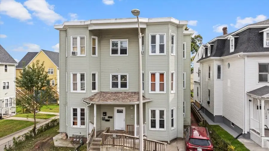128 Beacon St, Worcester, MA 01610 - #3
