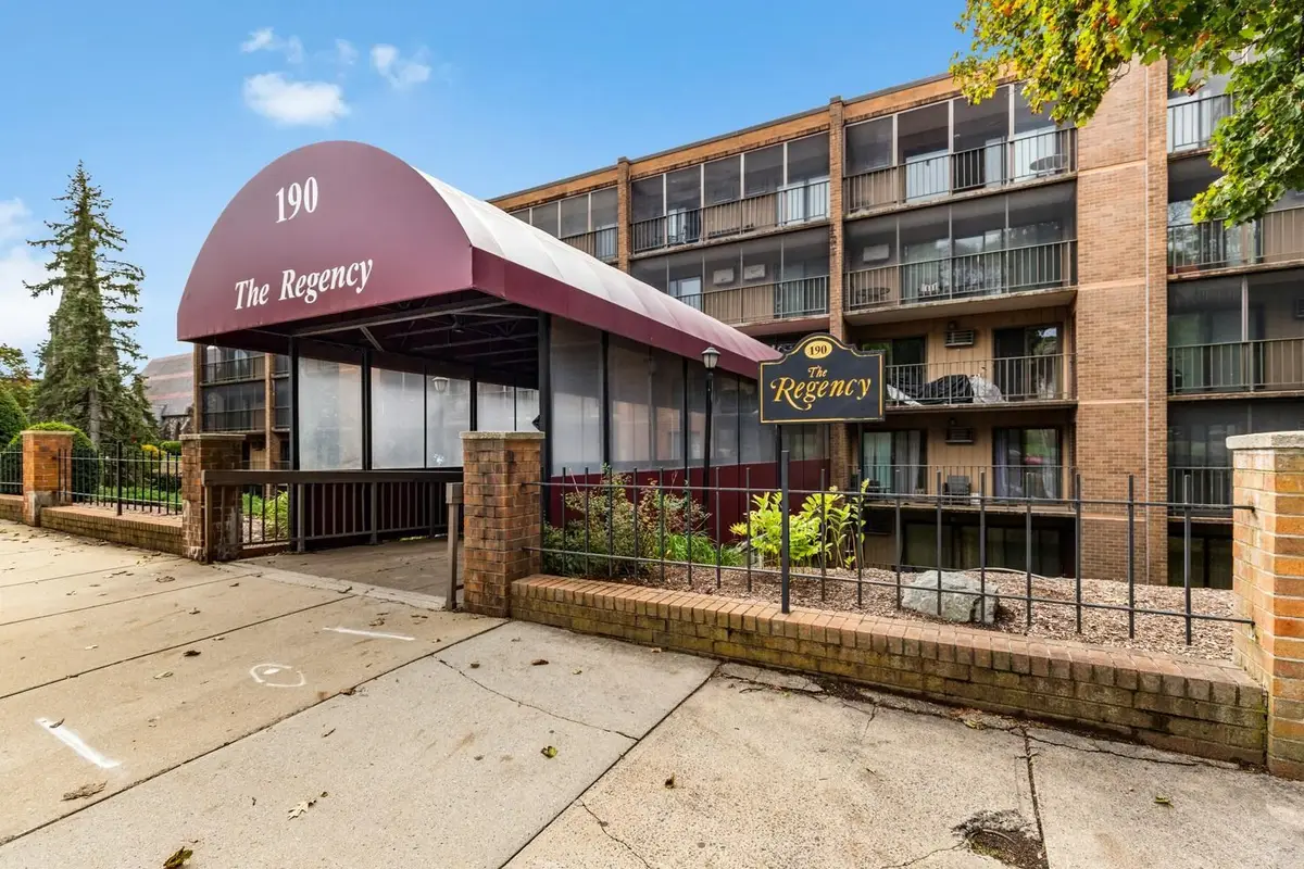 190 High St #207, Medford, MA 02155 - #1