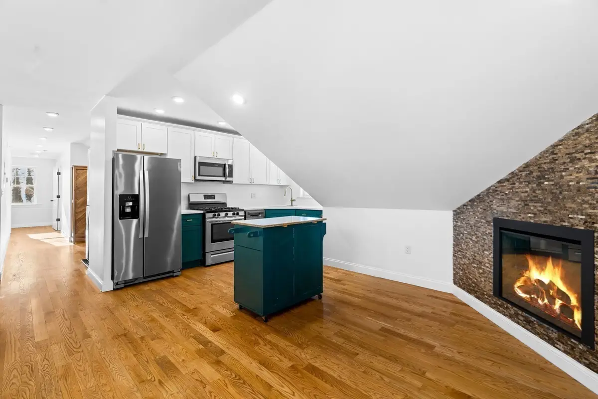1-3 Howard Pl #B, Boston, MA 02125 - #1