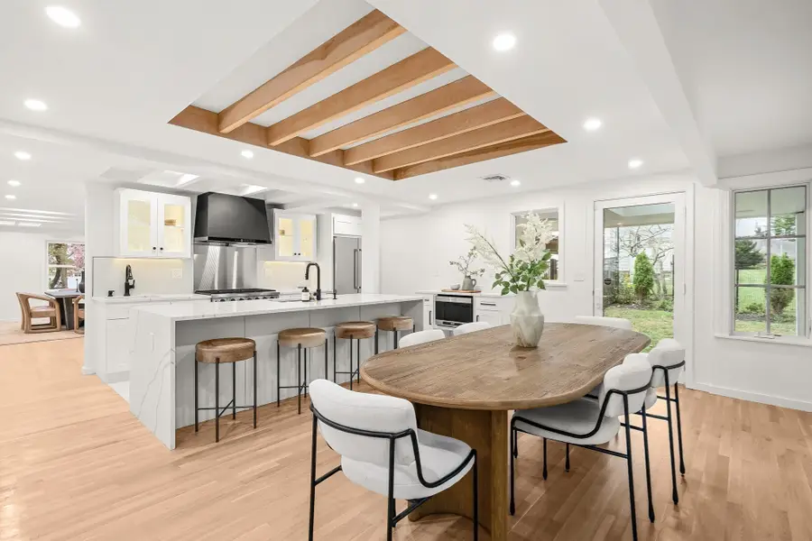 31 Alba Rd, Wellesley, MA 02481 - #2