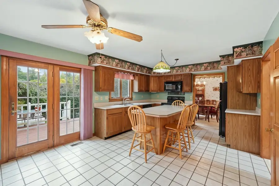 235 Pierce Rd, West Brookfield, MA 01585 - #3
