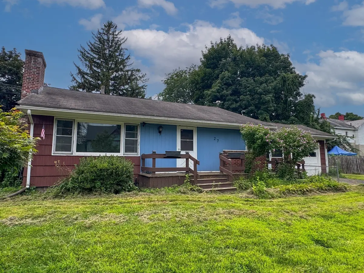 27 Hancock St, Westfield, MA 01085 - #1