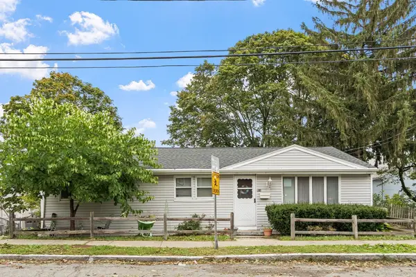 53 Cook St, Lynn, MA 01902