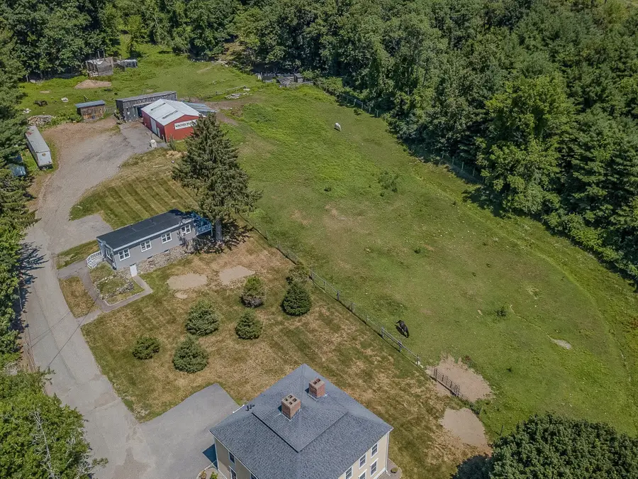 183 C Main St, Boylston, MA 01505 - #3