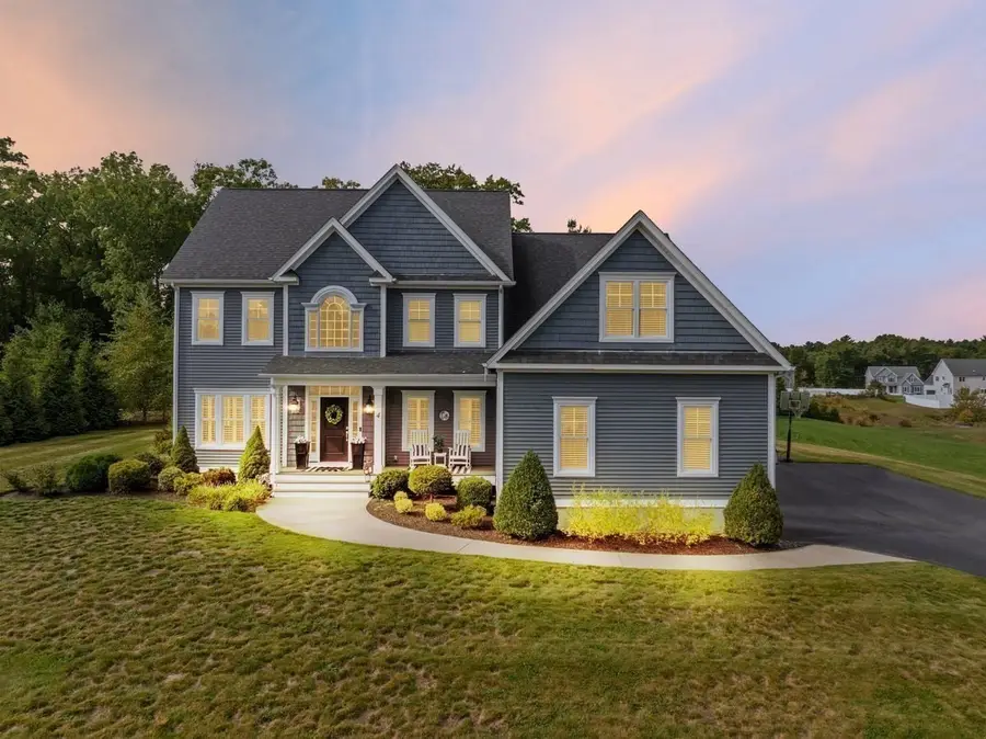 4 Oxbow Dr, Plainville, MA 02762 - #2