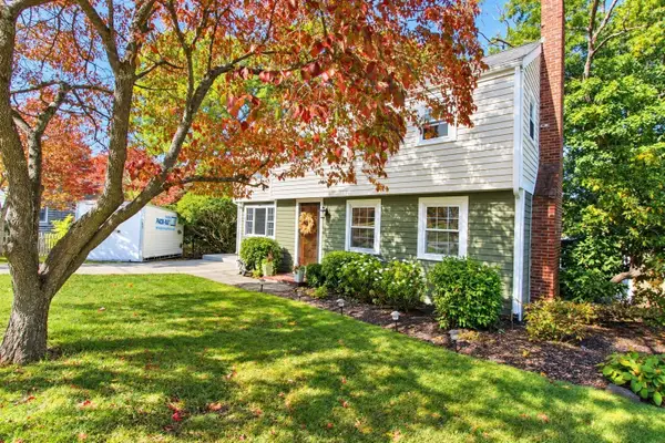 31 Governor Andrew Road, Hingham, MA 02043