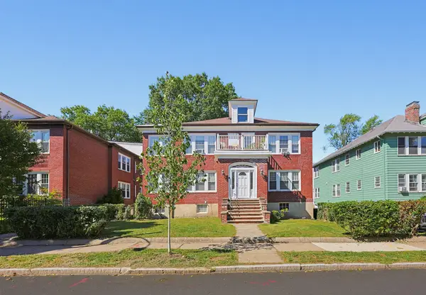 91 Verndale St, Brookline, MA 02446