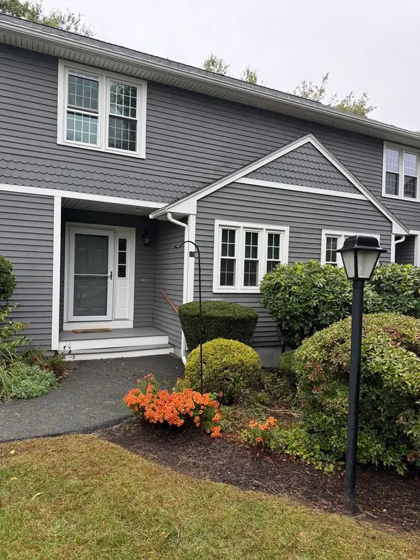15 Stallbrook Rd #15, Milford, MA 01757