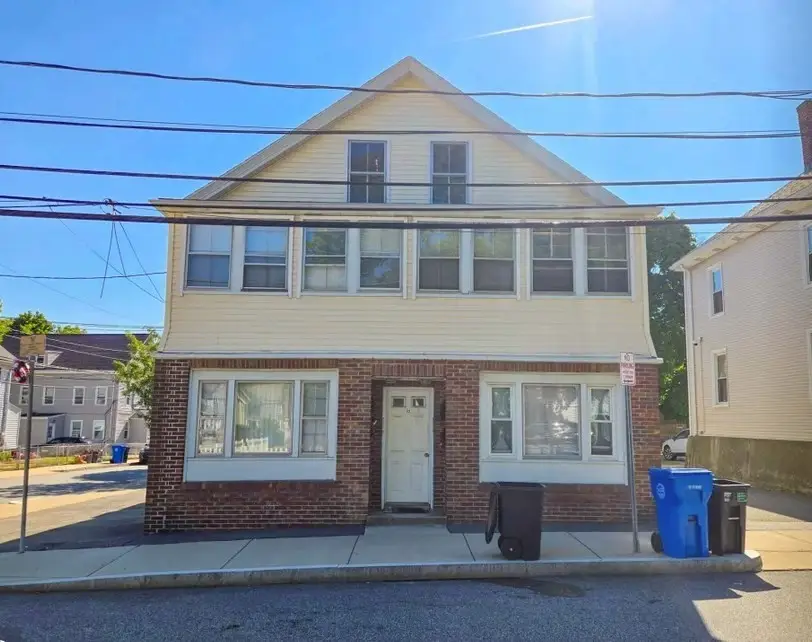 30 Cedar St, Waltham, MA 02453 - #1