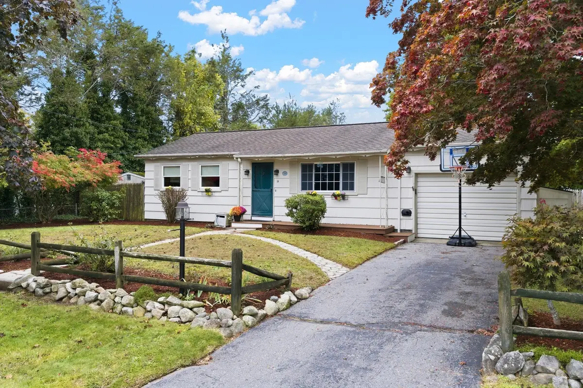15 Plante St, New Bedford, MA 02745 - #1
