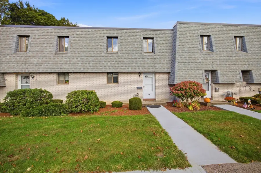 220 Beekman Dr #220, Agawam, MA 01001 - #2