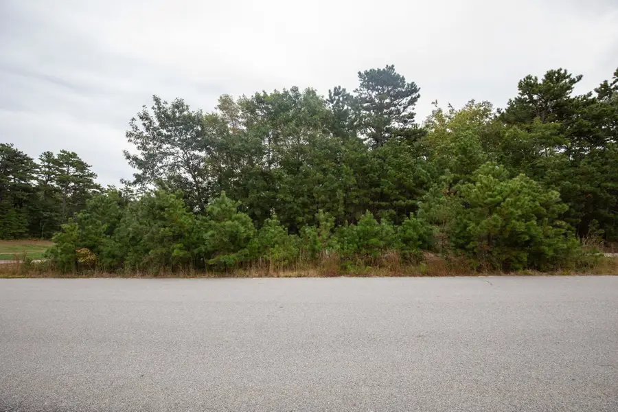49 Seabiscuit Dr, Plymouth, MA 02360 - #2