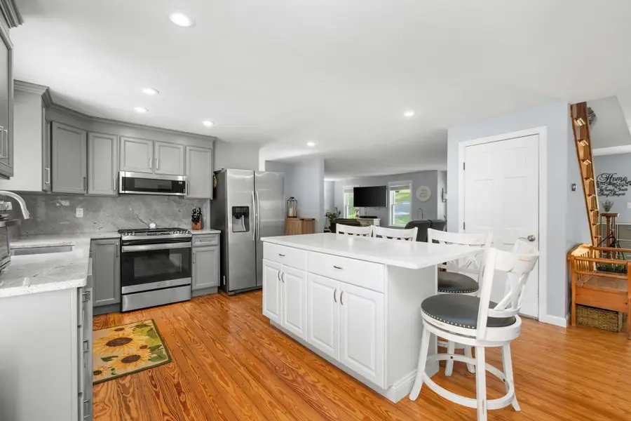 47 Blackthorn Path, Forestdale, MA 02644 - #2