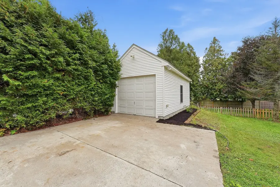 47 Shearer St, Palmer, MA 01069 - #3