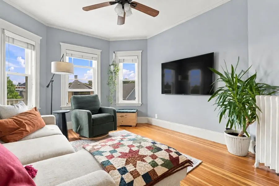 17 Victoria St #3, Boston, MA 02125 - #2