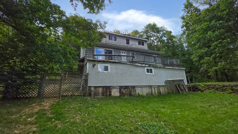 84 Stafford Holland Rd, Wales, MA 01081 - #3