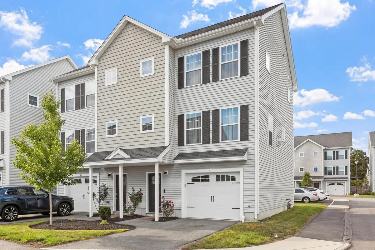 1400 Gorham St #41, Lowell, MA 01852 - #1