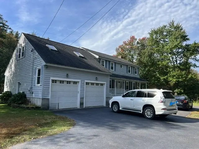 330 Pelham Road, Dracut, MA 01826 - #3