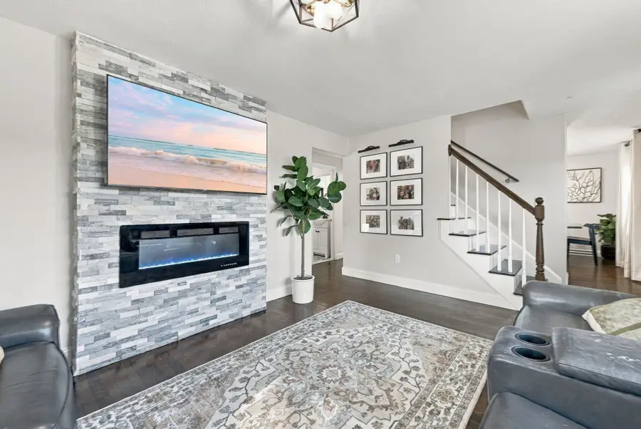 106 Virginia Ave, Lowell, MA 01852 - #2