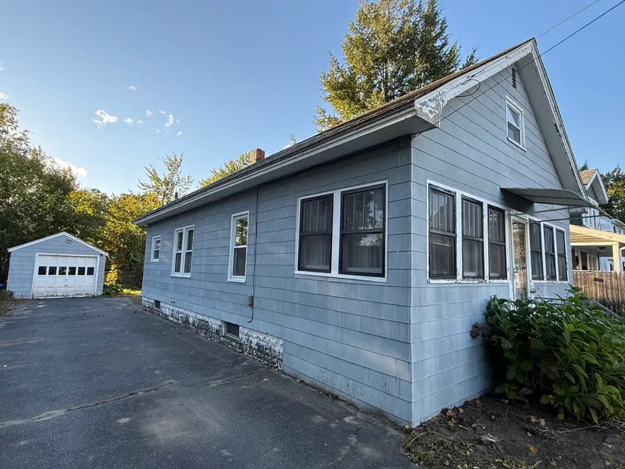 148 Denver St, Springfield, MA 01109 - #3