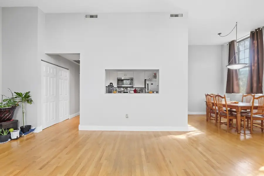 15 Ocean #206, Winthrop, MA 02152 - #2