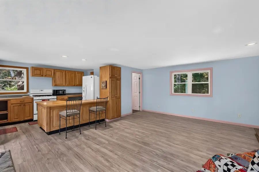 377 Tully Rd, Orange, MA 01364 - #2