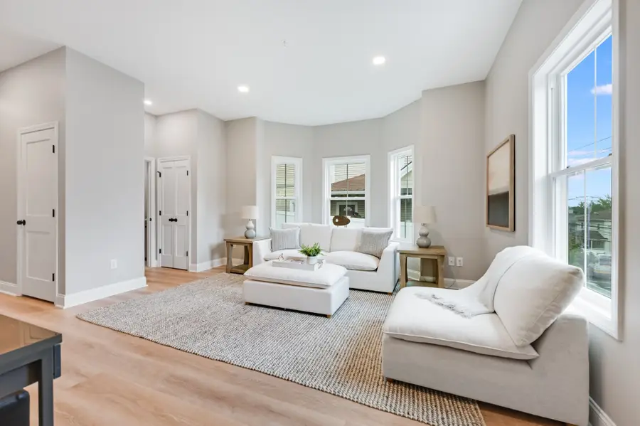 271 Washington Ave, Chelsea, MA 02150 - #2