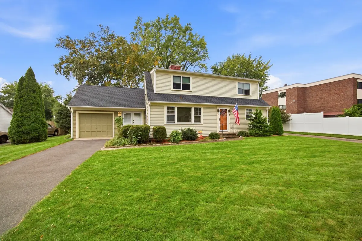 25 Saint Anthony St, Chicopee, MA 01013 - #1
