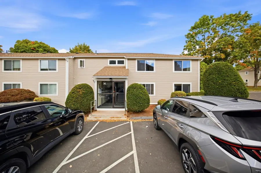 34 Saint Kolbe Dr #C, Holyoke, MA 01040 - #2