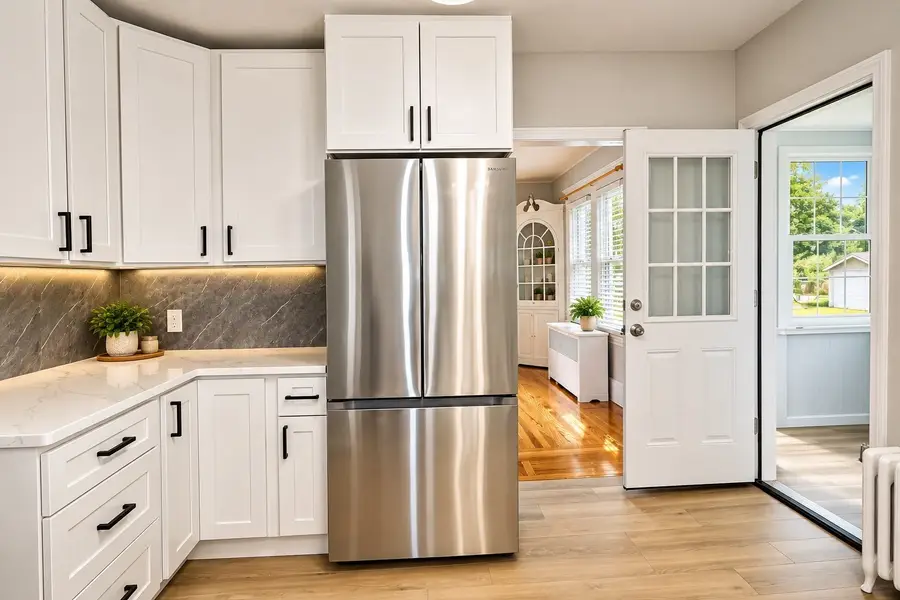 121 Elm St, Agawam, MA 01001 - #2