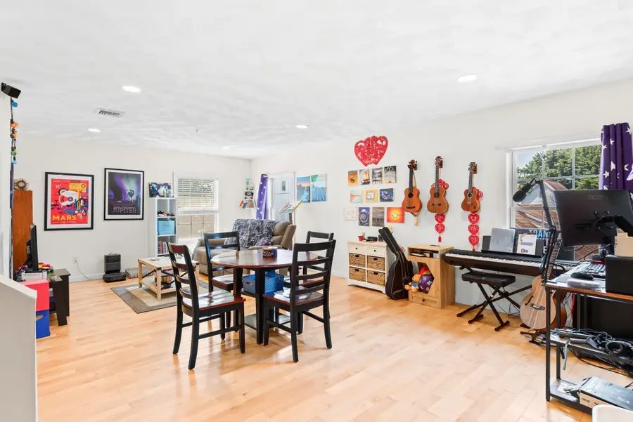 25 James St #7, Malden, MA 02148 - #2