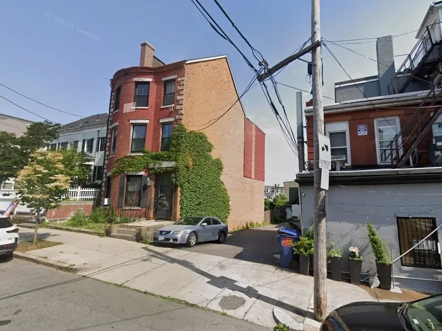 7 Princeton St, Boston, MA 02128 - #2