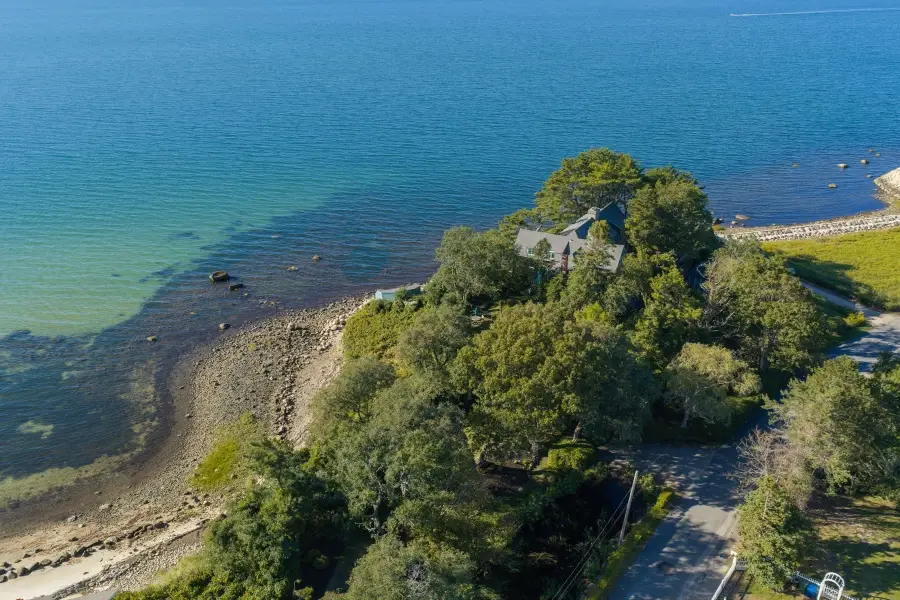 46 Gardiner Rd, Woods Hole, MA 02450 - #2