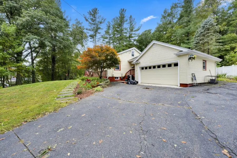 30 W Sutton Rd, Sutton, MA 01590 - #3