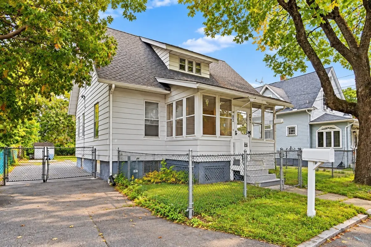 82 Gresham St, Springfield, MA 01119 - #1