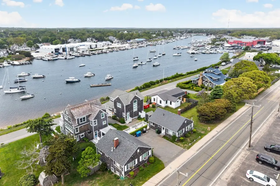 426 Grand Ave, Falmouth, MA 02540 - #2