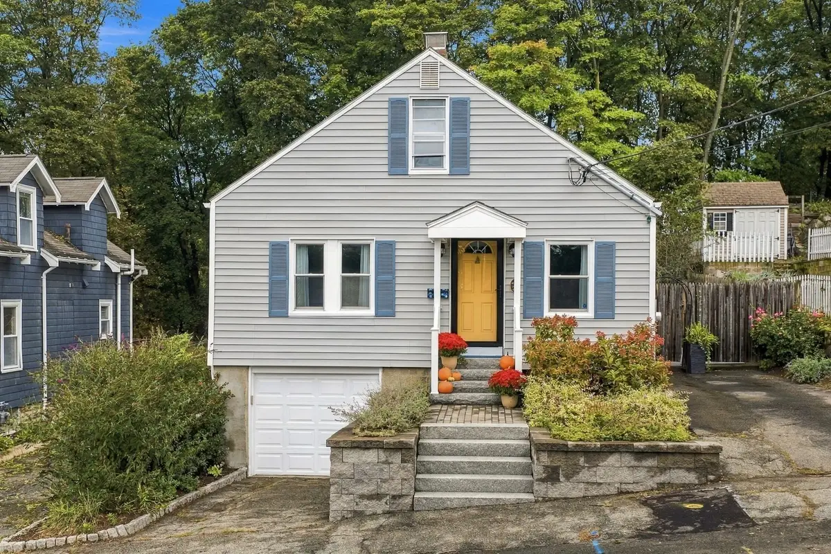 28 Eastman Ave, Swampscott, MA 01907 - #1