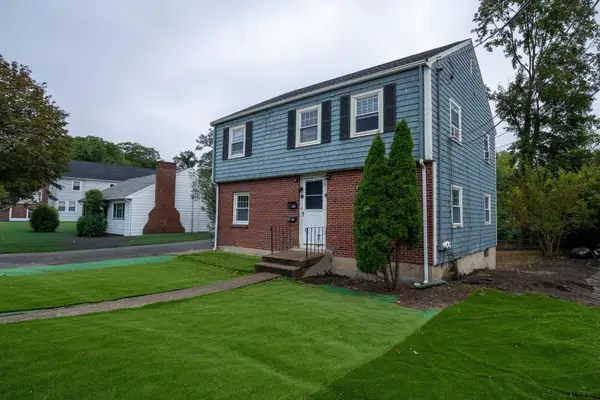 715-717 Boylston St, Newton, MA 02461