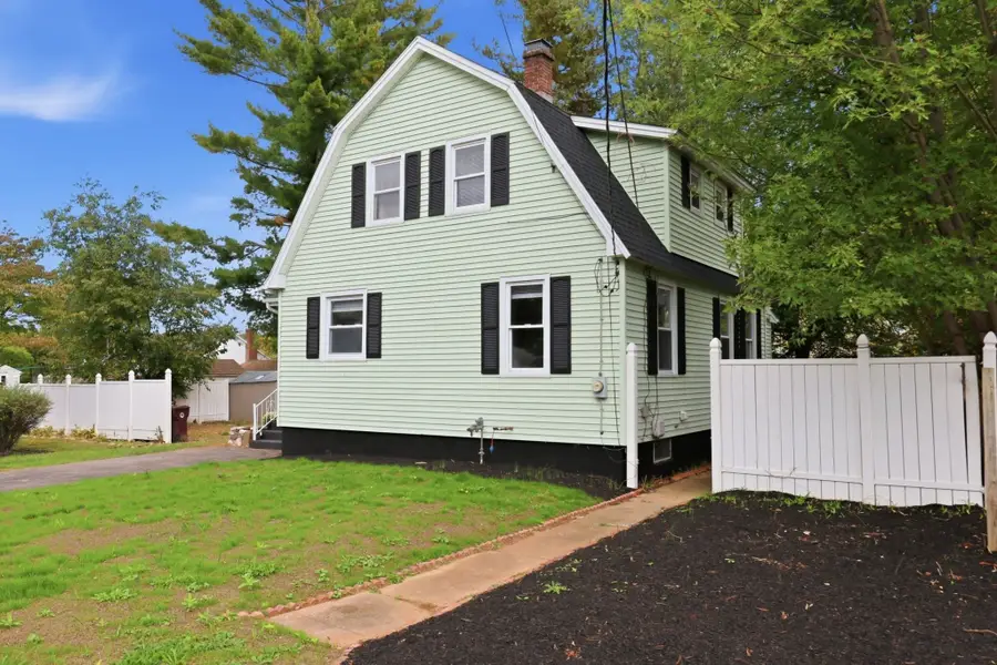 13 Furrow St, Westfield, MA 01085 - #2
